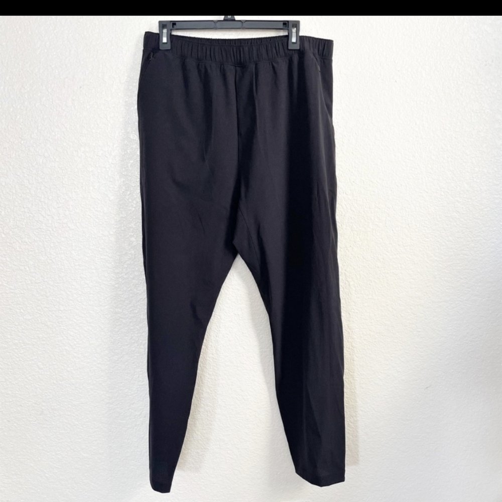 Lululemon Black Track Swishy Pants Women’s Size Large